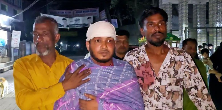 সাভারে ইভটিজিংয়ের প্রতিবাদ করায় বিএনপি নেতাকে ছুরিকাঘাত